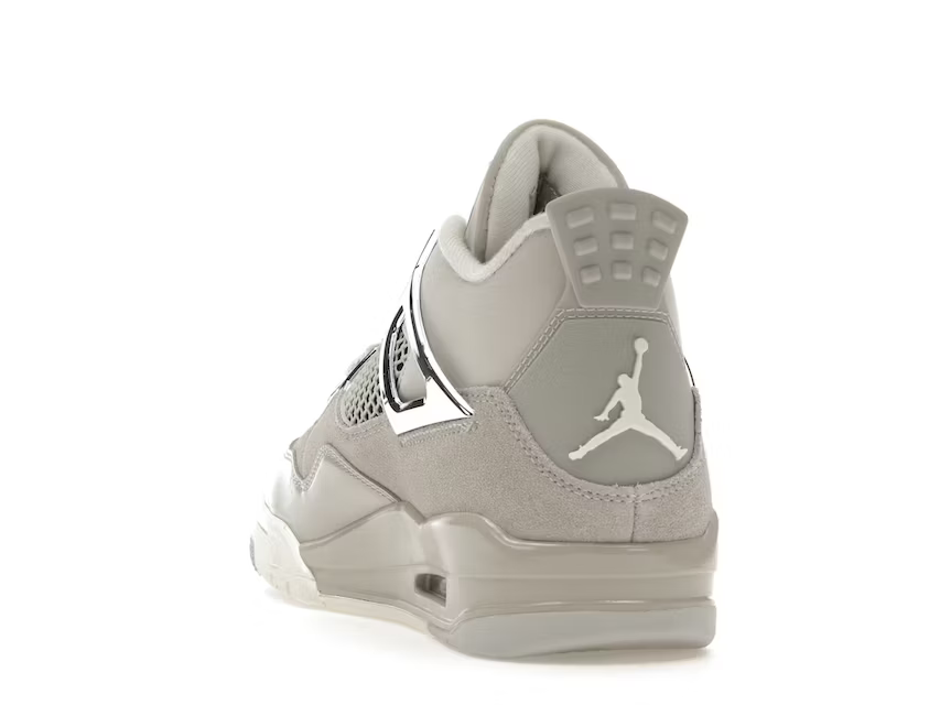 Air Jordan 4 Craft Frozen Moments